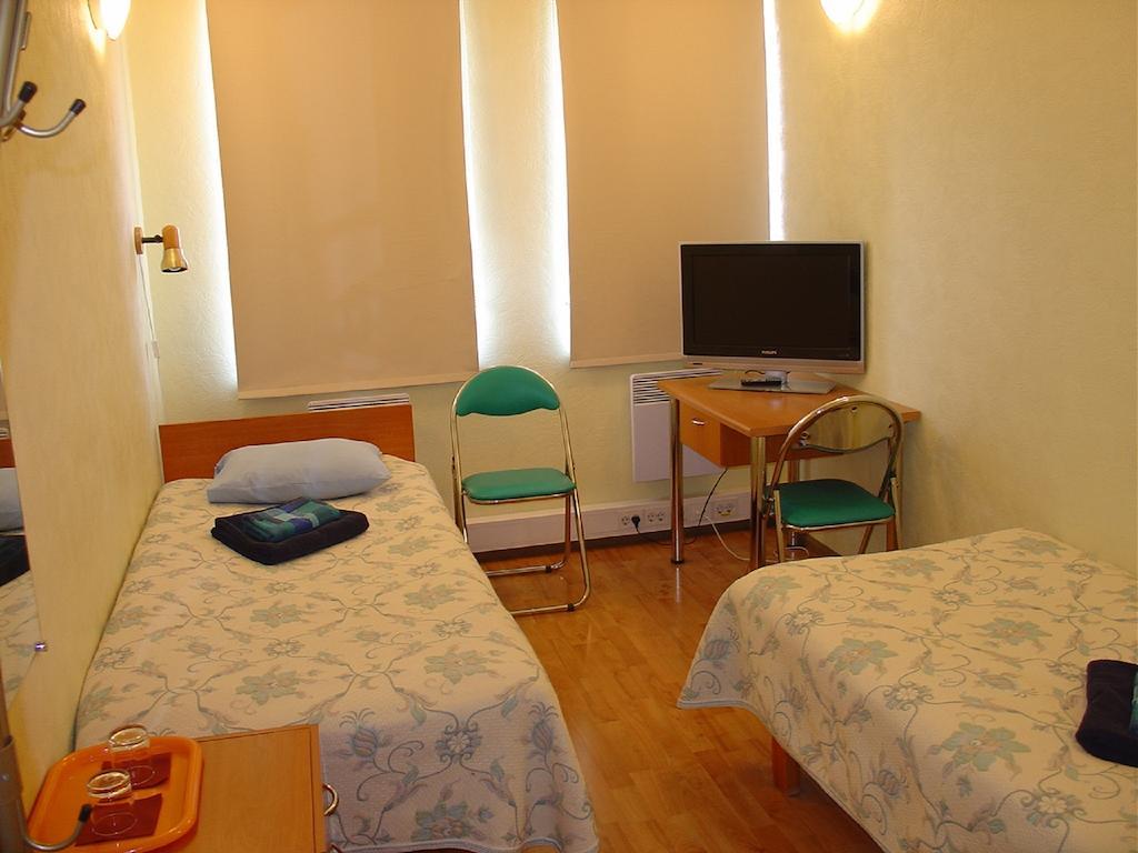 Kuressaare Airport Guest House Habitación foto